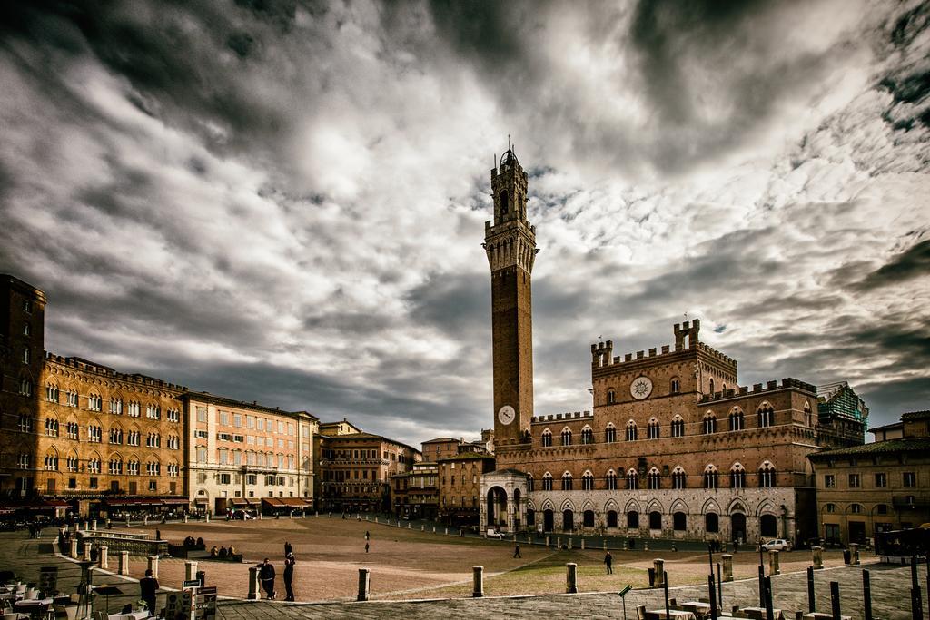 Palazzo Del Magnifico B&B Сієна Екстер'єр фото